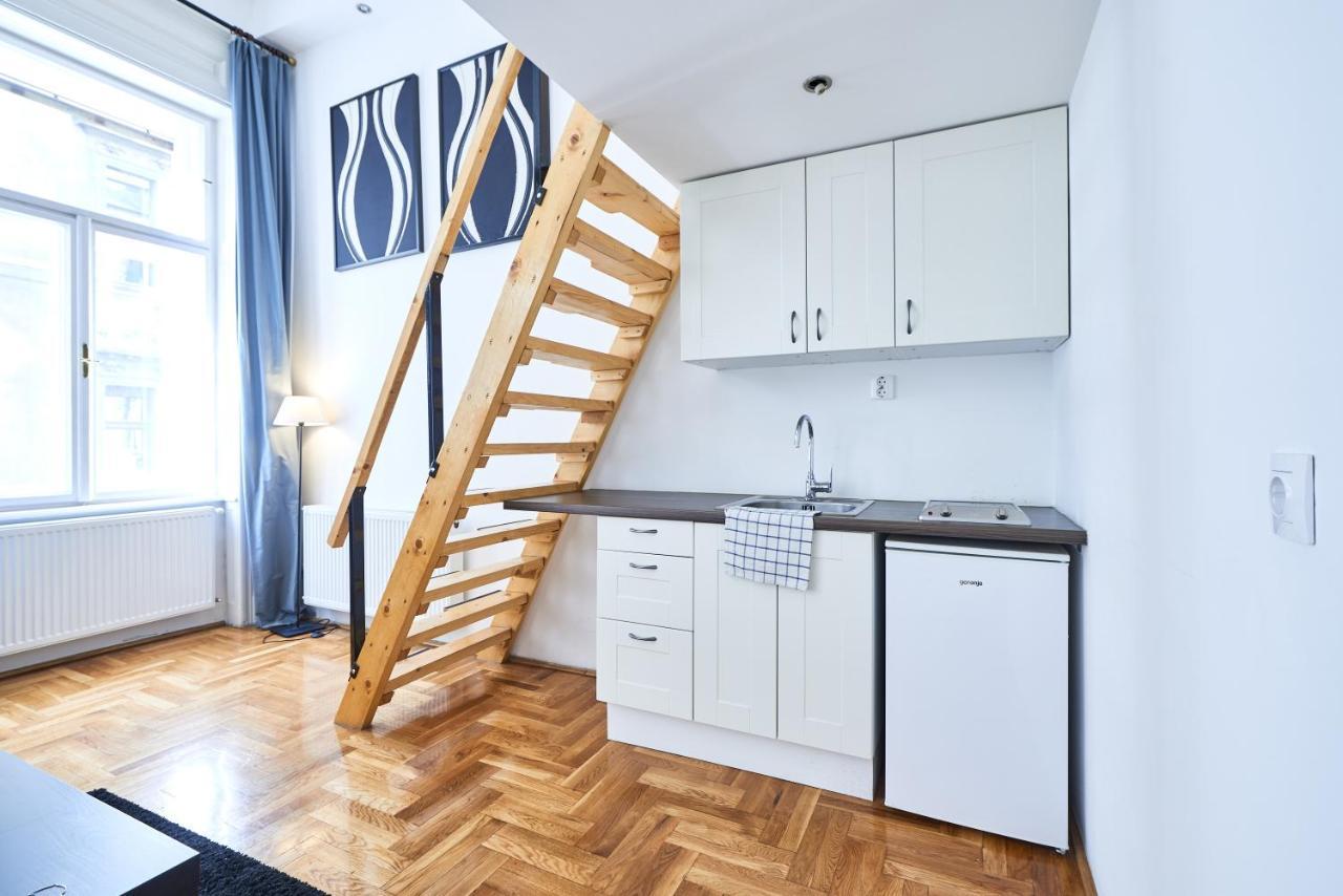 Large Apartment For Groups City Center Dist. VII Budapest Exterior foto
