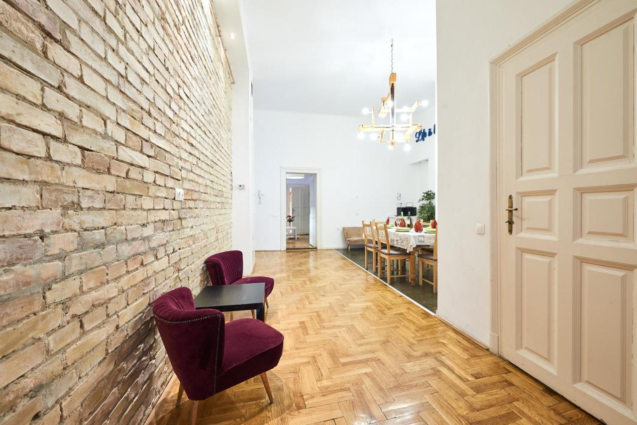 Large Apartment For Groups City Center Dist. VII Budapest Exterior foto