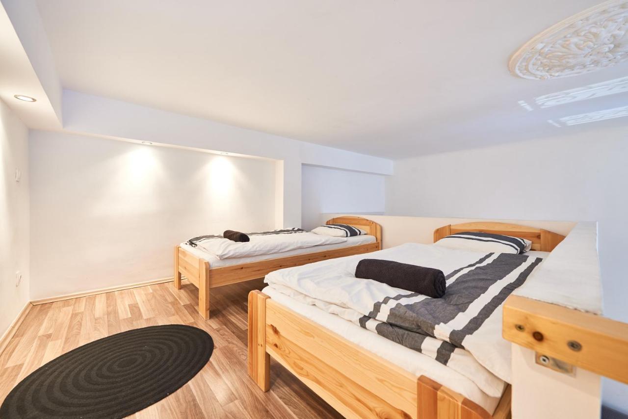 Large Apartment For Groups City Center Dist. VII Budapest Exterior foto